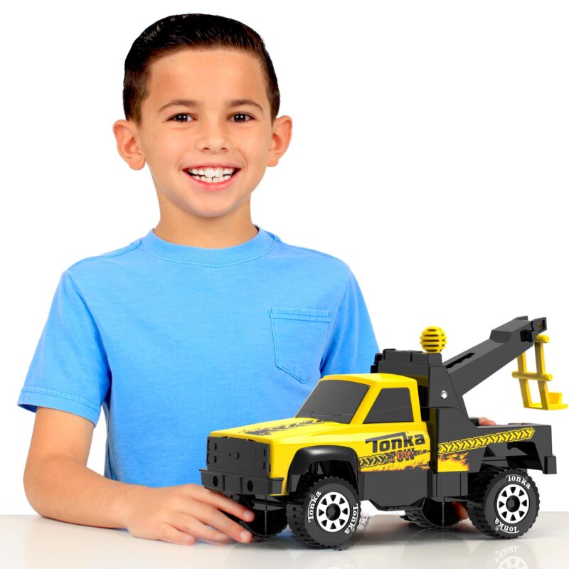Tonka Tow Truck - US 7968