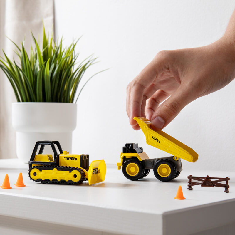 Mini Classics – Tonka Mini Metals - US 8976