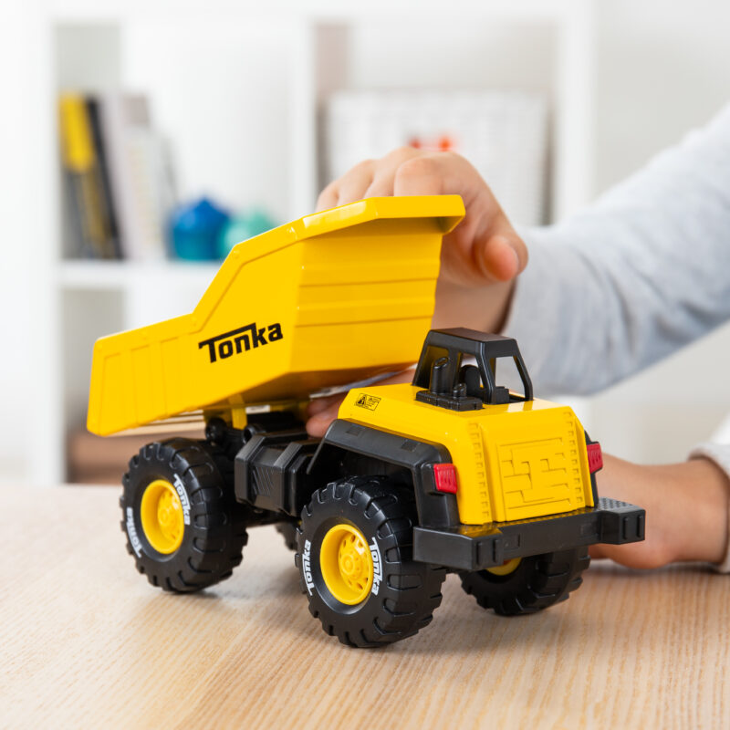 Tonka Classic Dump Truck - US 4798