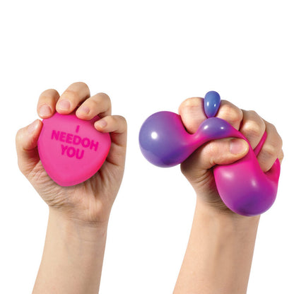 NeeDoh Color Change Squeeze Heart - US 3577