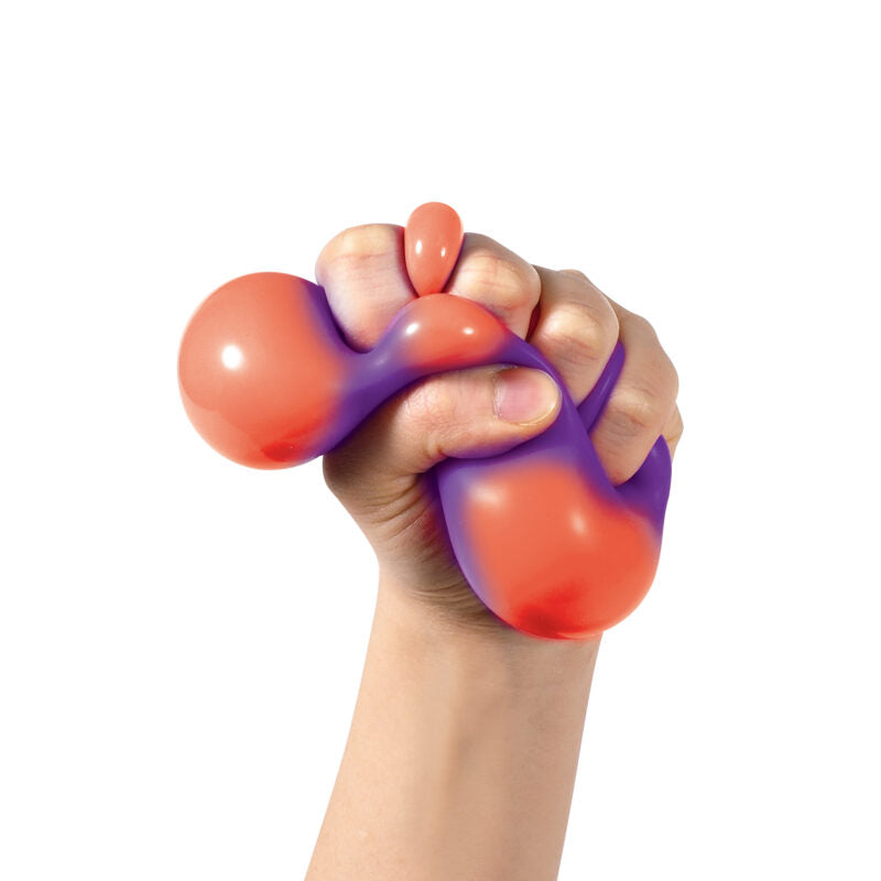NeeDoh Color Change Squeeze Heart - US 3577